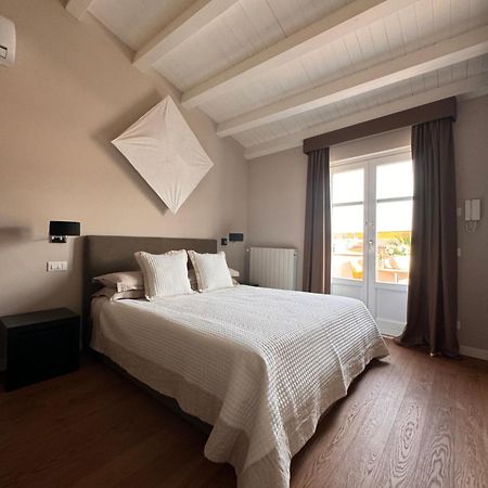 A Cala Suite & Apartment Палермо Екстер'єр фото